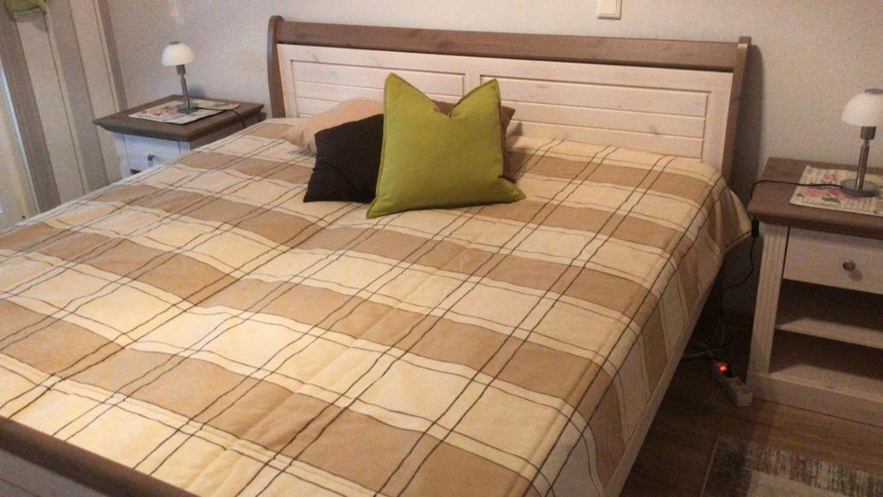 Ferienwohnung „Thea“ Bad Lausick Esterno foto