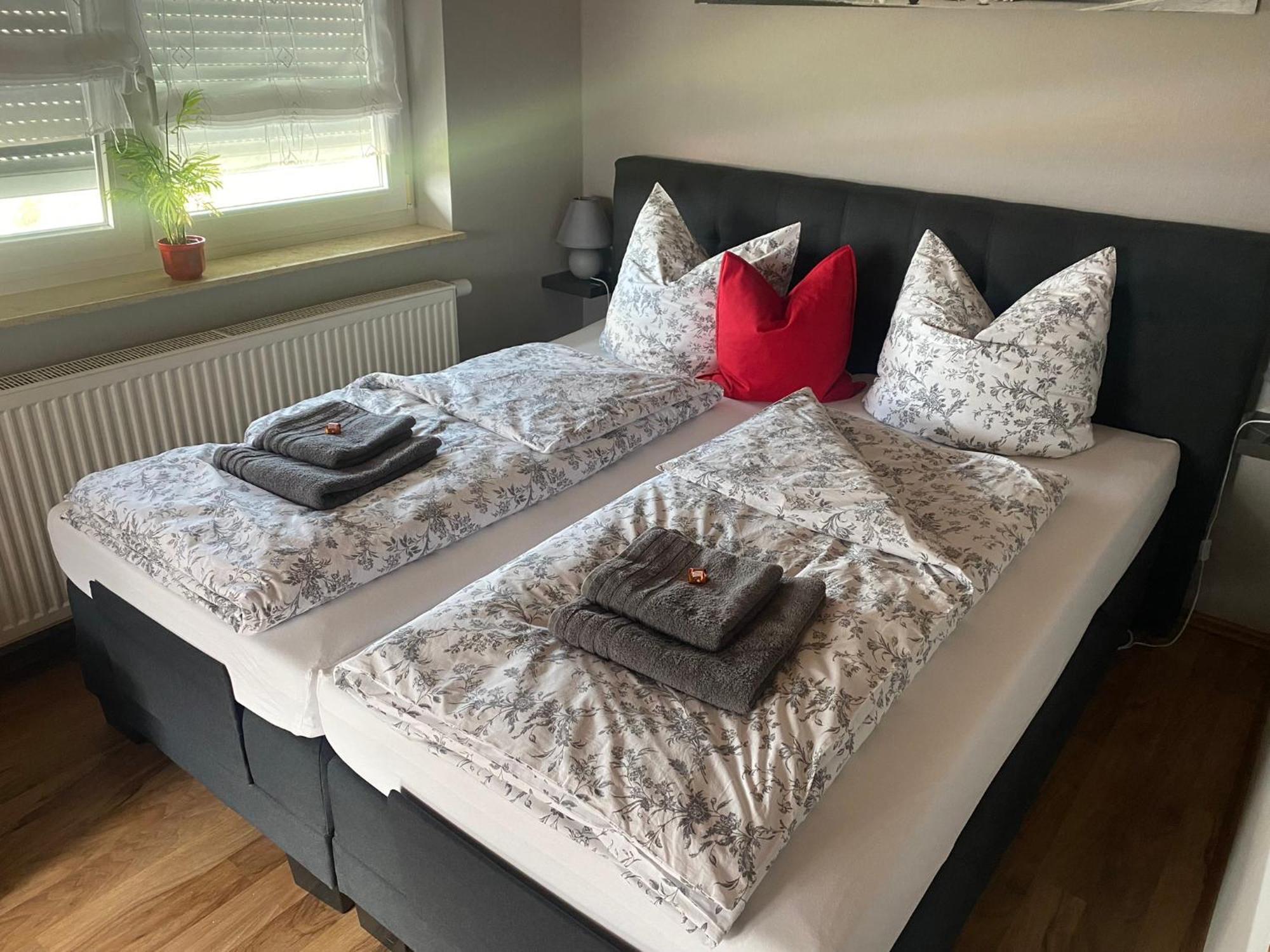 Ferienwohnung „Thea“ Bad Lausick Esterno foto